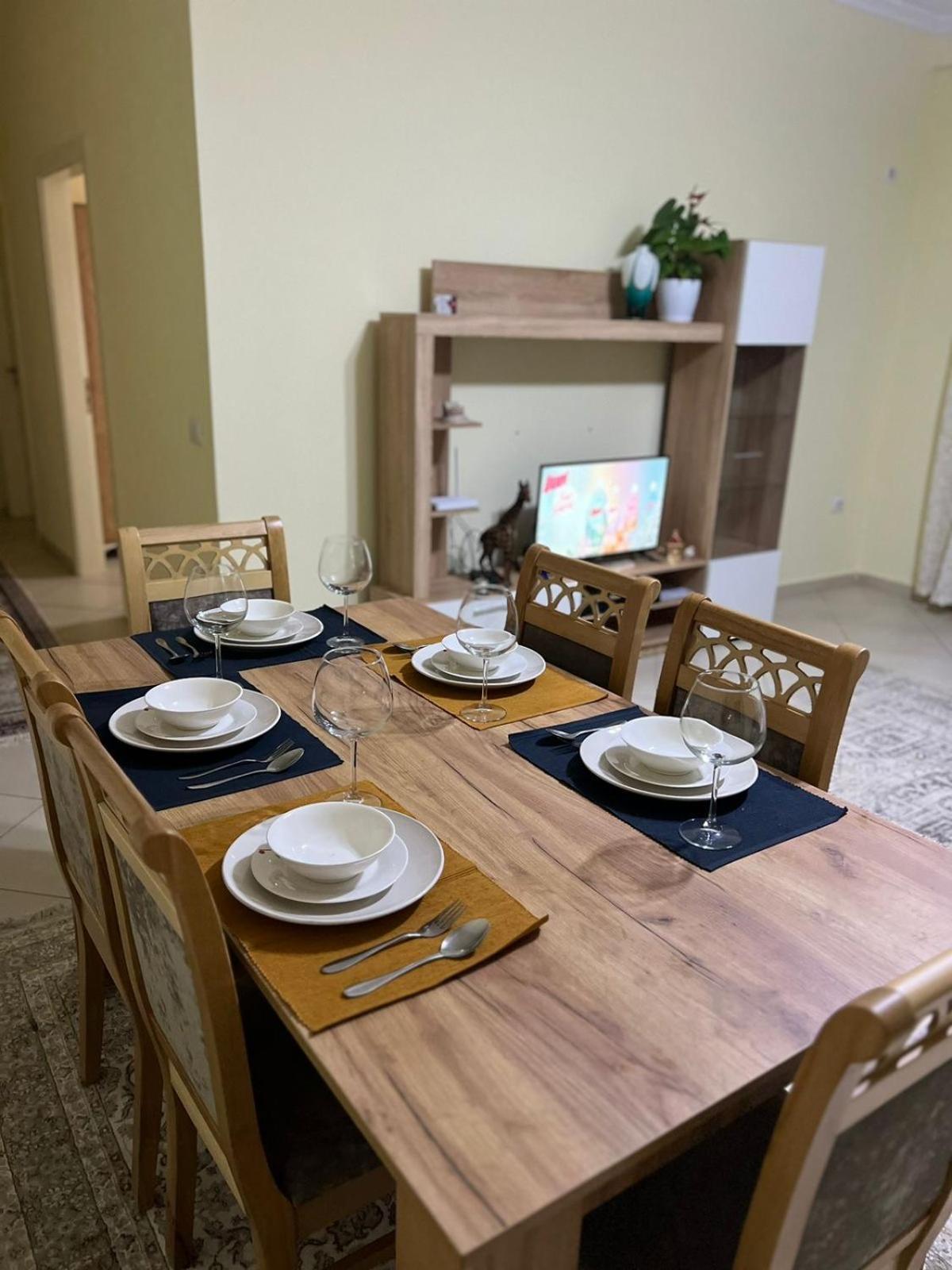 New Baazar Terrace Apartment Tirana Buitenkant foto