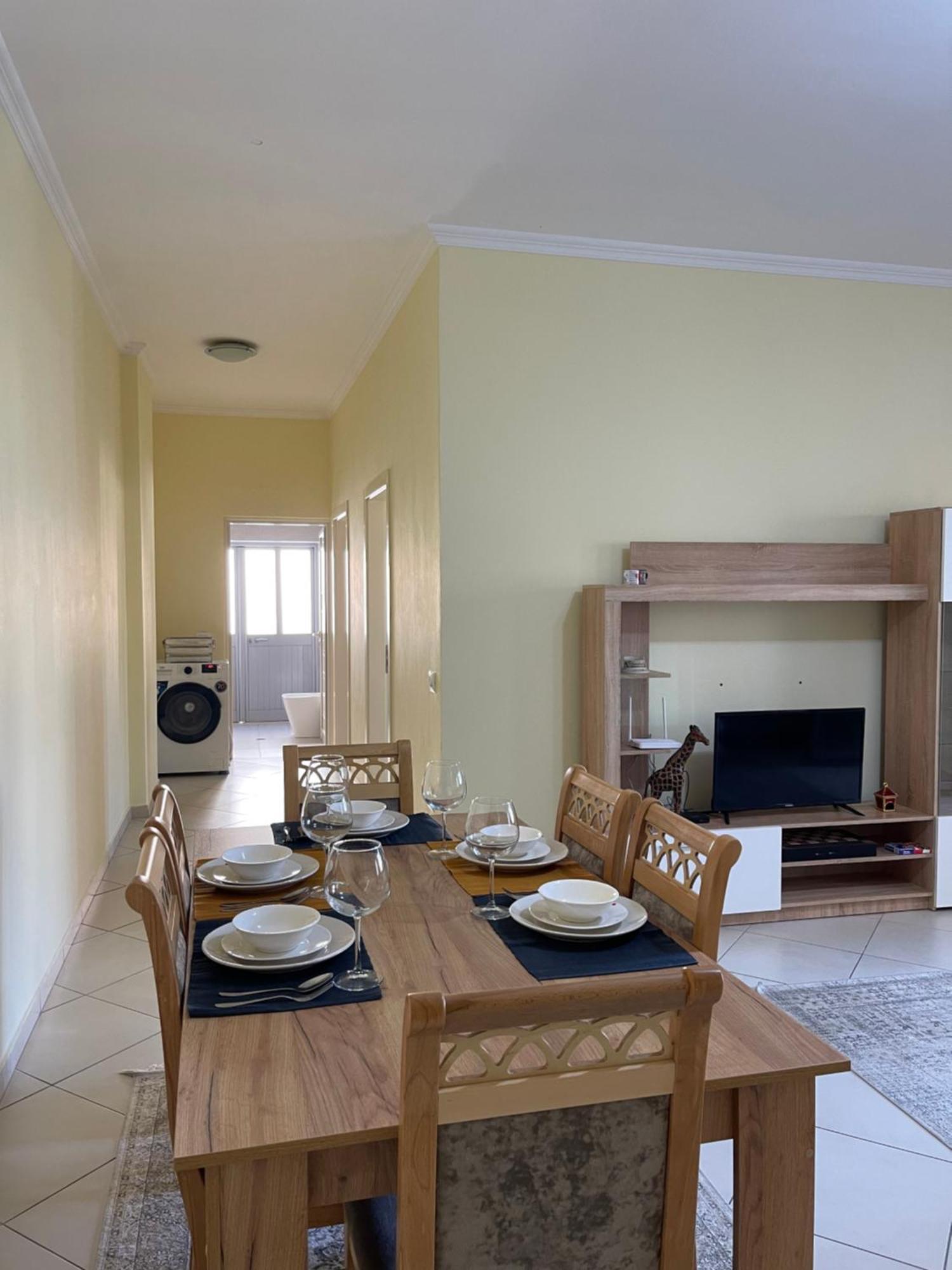 New Baazar Terrace Apartment Tirana Buitenkant foto