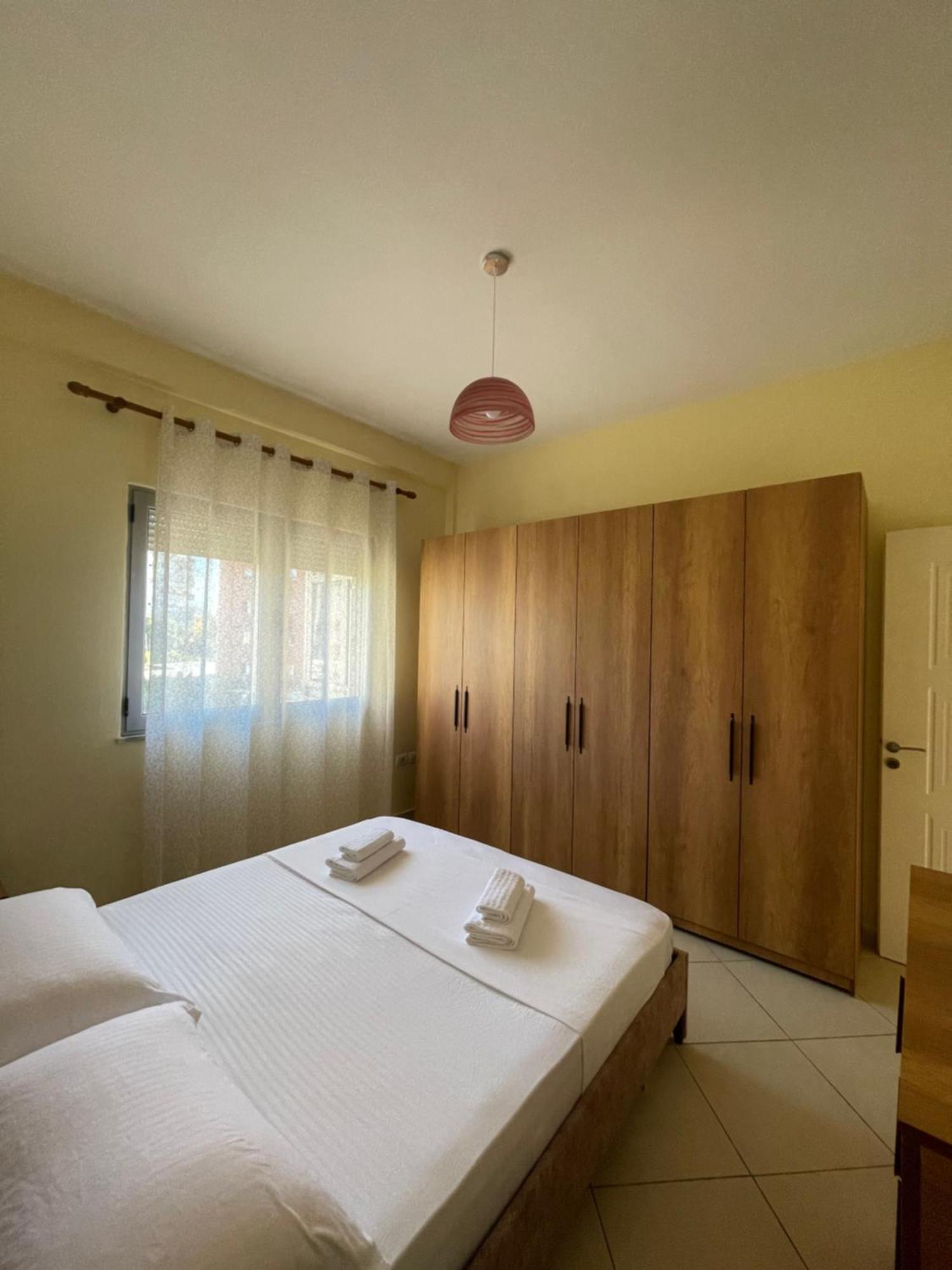 New Baazar Terrace Apartment Tirana Buitenkant foto
