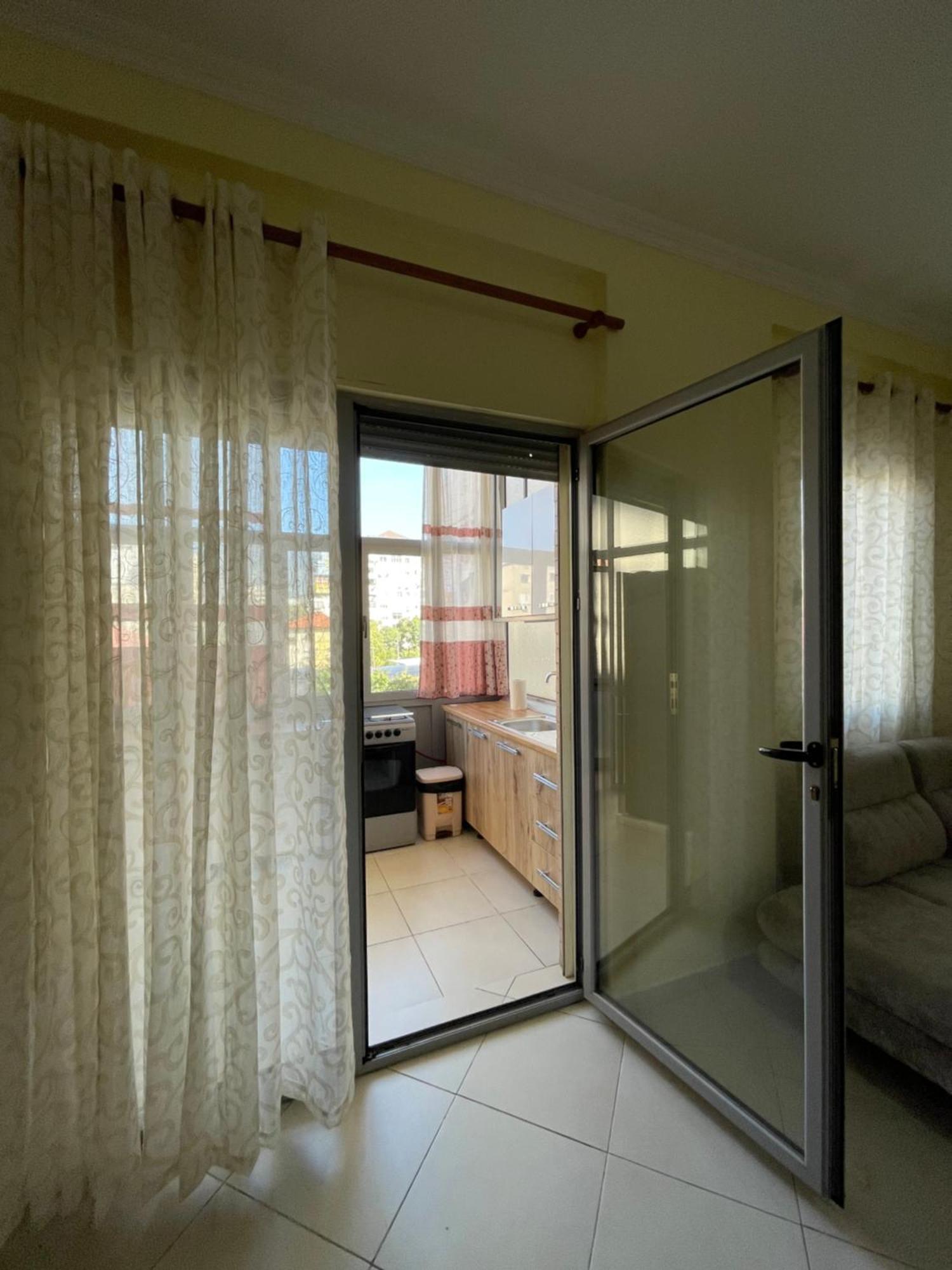 New Baazar Terrace Apartment Tirana Buitenkant foto